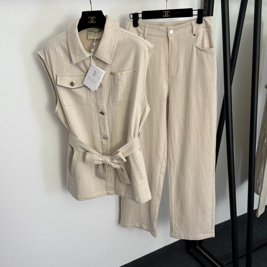 NO:755520,Model No. 20260878 Brunello Cucinell*BC new linen suit, waisted sleeveless lapel vest jacket + high-waisted straight trousers, apricot, brown, gray, SML, [M size bust 106, length 69; waist 74, length 106; weight 0.775kg], women's clothing, brunello cucinelli, jackets & coats,19860909款号20260878 Brunello Cucinell*BC新款亚麻套装,系带收腰无袖翻领马甲外套+高腰直筒长裤,杏色,咖啡色,灰色,SML,【M码胸围106,长69；腰围74,长106；重量0.775kg】,女装,brunello cucinelli,jackets & coats,,Women's clothing