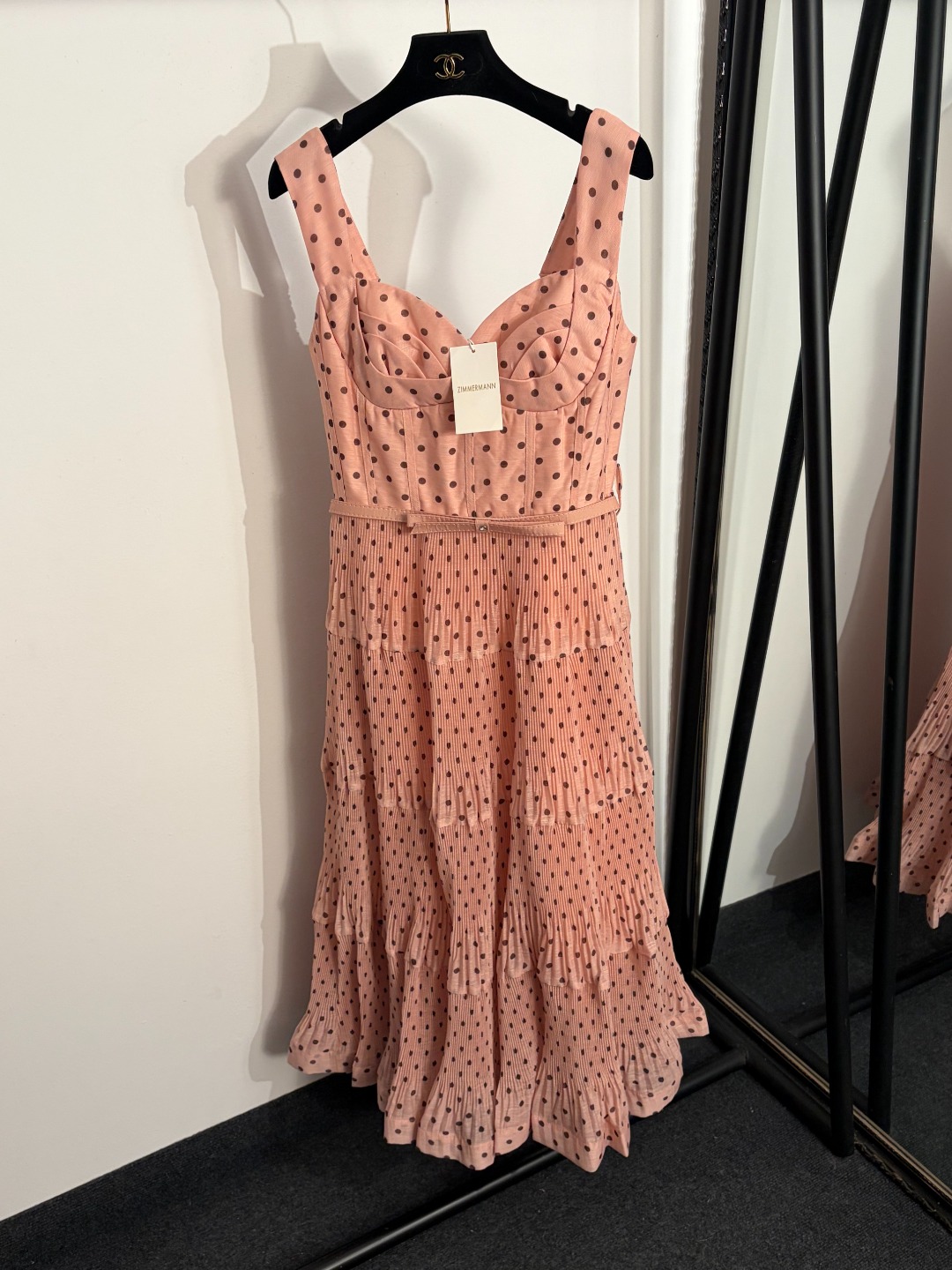 NO:783147,Model No. 20262810 Zimmermann's latest polka-dot printed bow suspender dress, cake long skirt, pink, S-XL, [M size bust 80 elastic, waist 72 elastic, length 112; weight 0.645kg], Zimmermann-clothing, skirts,19860909款号20262810 Zimmermann*新款 波点印花蝴蝶结吊带连衣裙 蛋糕长裙,粉色,S-XL,【M码胸围80弹力,腰围72弹力,长112；重量0.645kg】,兹默曼-服装,skirts,,Women's clothing