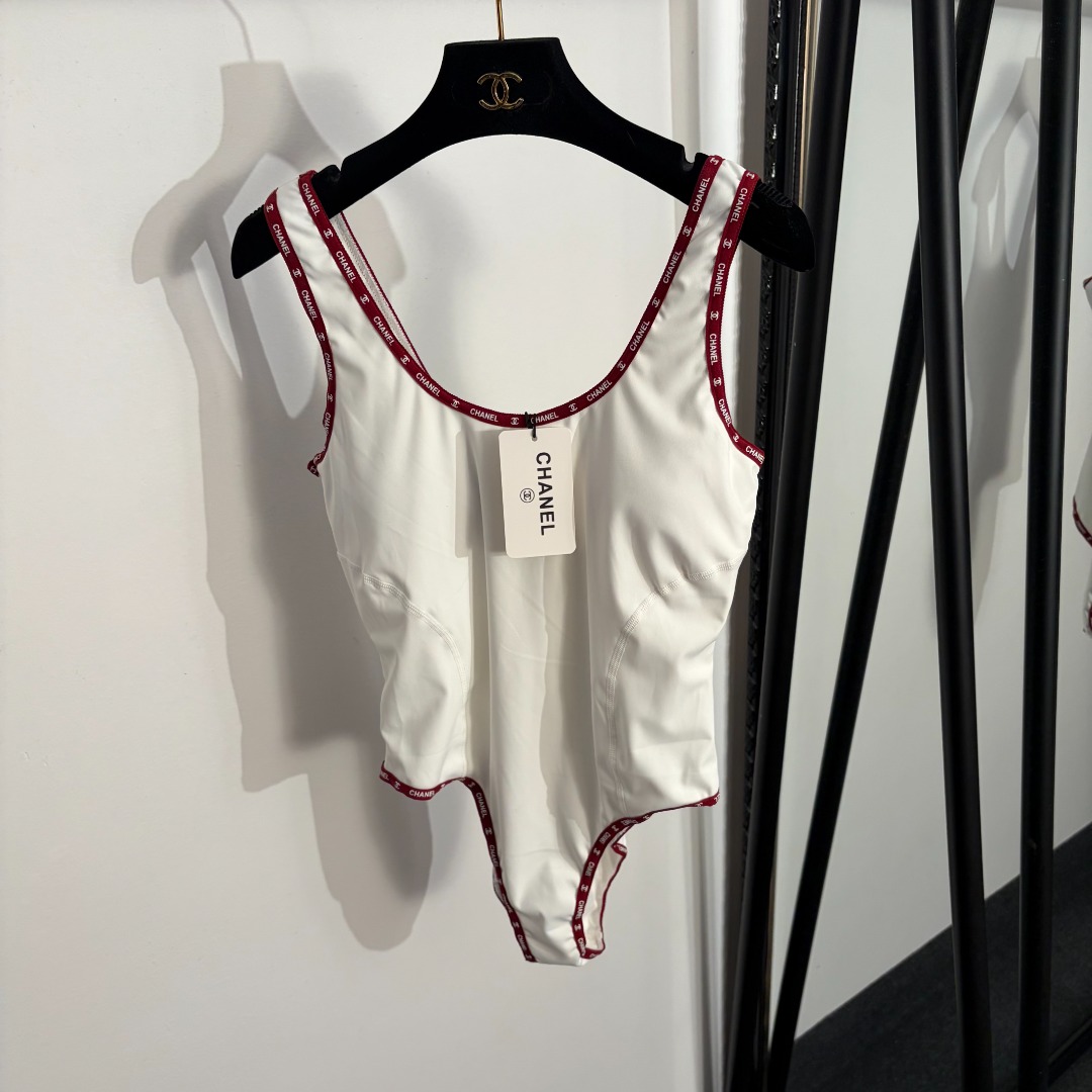 NO:782906,Model No. 20262815 Chane*new style Xiaoxiang logo lettering one-piece swimsuit with chest pad and suspenders, white, black, S-XL, [M size bust 76, length 70; weight 0.150kg], Chanel - clothing, chanel, chanel, swimsuits,19860909款号20262815 Chane*新款 小香logo字母带胸垫吊带连体泳衣,白色,黑色,S-XL,【M码胸围76,长70；重量0.150kg】,香奈儿-服装,chanel,chanel,swimsuits,,Women's clothing