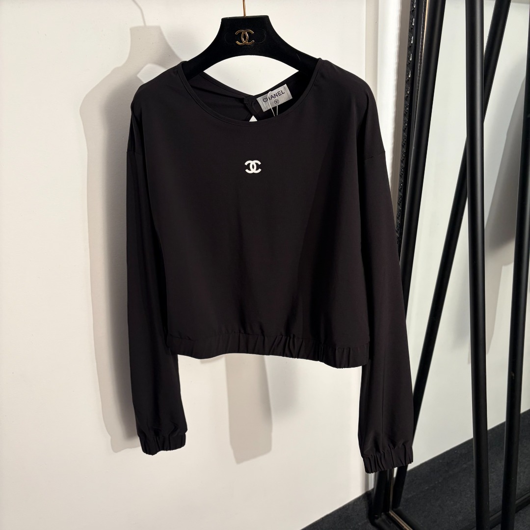 NO:822548,Model No. 20263482 Chane* new style Xiaoxiang logo printed backless long-sleeved top, black, SML, [M size shoulder width 53, bust 102, sleeve length 62, length 49], Chanel-clothing, chanel, chanel,19860909款号20263482 Chane*新款 小香logo印花露背长袖上衣,黑色,SML,【M码肩宽53,胸围102,袖长62,长49】,香奈儿-服装,chanel,chanel,,Women's clothing