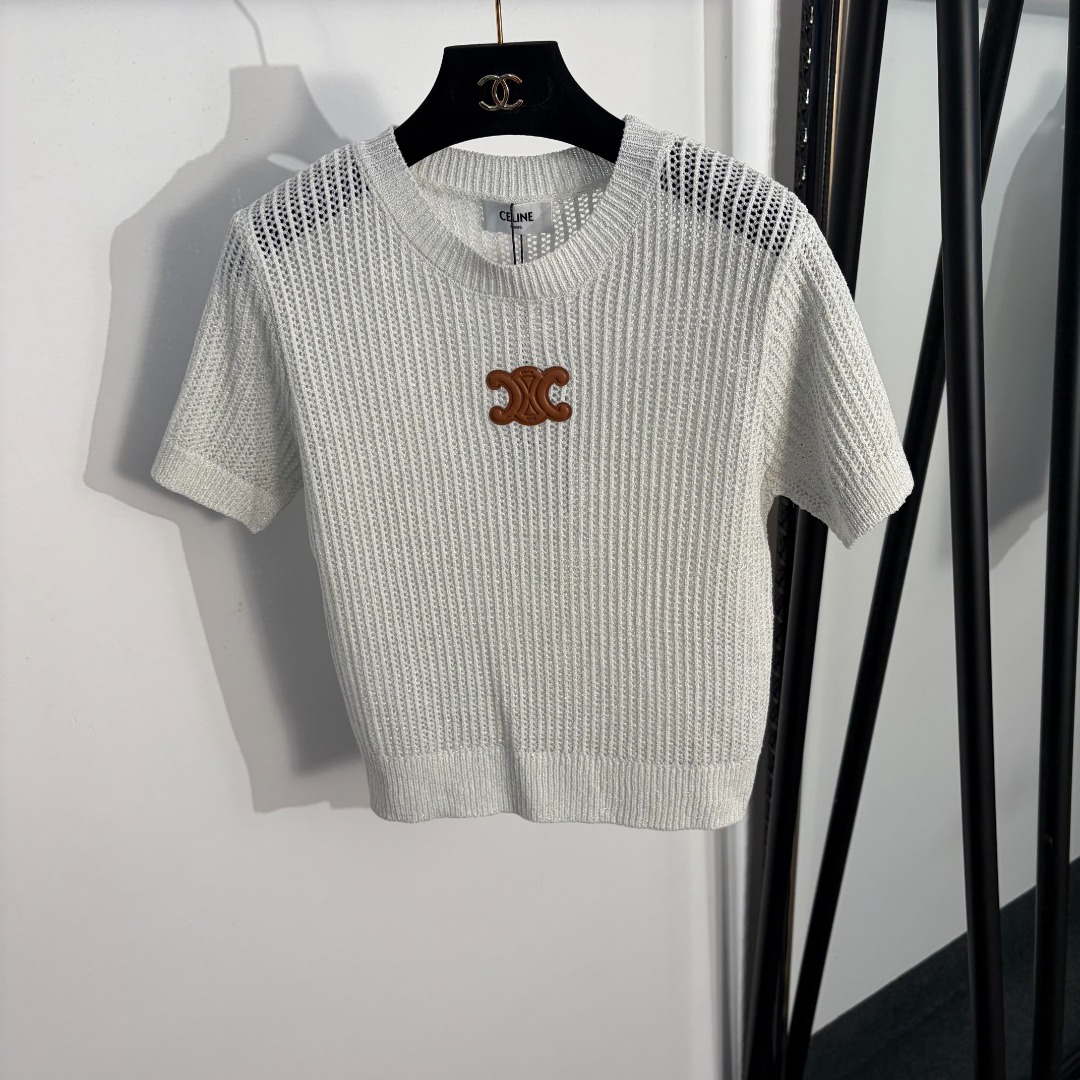 NO:828745,Model No. 20263652 Celin's latest leather logo hollow short-sleeved sweater top, white, pink, khaki, [one size fits all shoulder width 37, bust 82, sleeve length 19, length 50; weight 0.195kg], Celine - Clothing, celine, celine, T-shirt,19860909款号20263652 Celin*新款 皮标logo镂空短袖针织衫上衣,白色,粉色,卡其色,【均码肩宽37,胸围82,袖长19,长50；重量0.195kg】,赛琳-服装,celine,celine,T-shirt,,Women's clothing