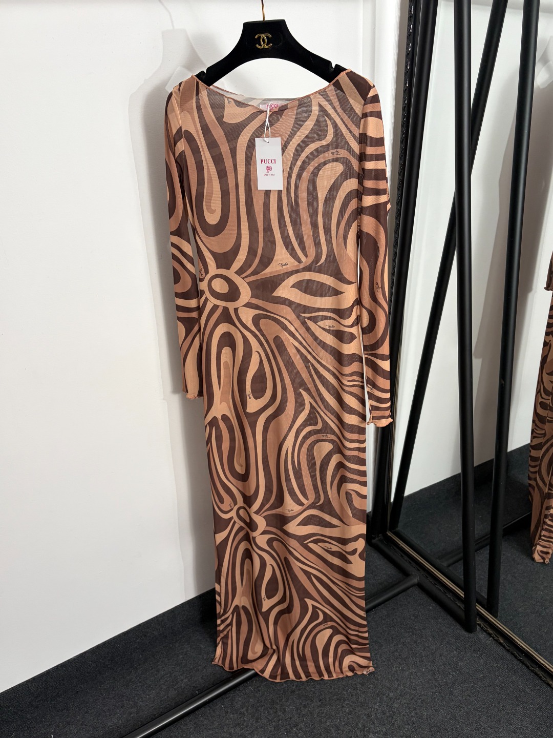 NO:858284,Model number 20263933 Pucc*new style irregular ripple printed mesh long-sleeved dress, coffee color, S-XXL, [M size bust 82, sleeve length 64, length 148; weight 0.185kg], women's clothing, skirts,19860909款号20263933 Pucc*新款 不规则波纹印花网纱长袖连衣裙,咖色,S-XXL,【M码胸围82,袖长64,长148；重量0.185kg】,女装,skirts,,Women's clothing