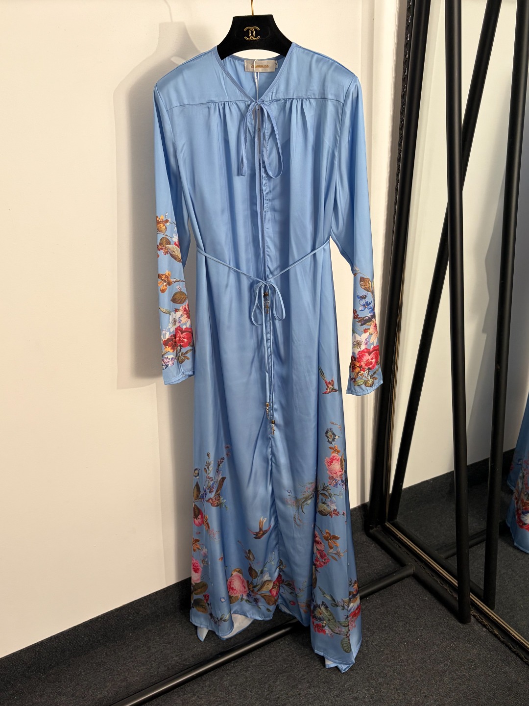 NO:858030,Model number 20264018 Zimmermann's latest rose floral print lace-up waist long-sleeved dress, long skirt, with suspender lining, blue, S-XL, [M size bust 86, length 79; shoulder width 39, bust 116, sleeve length 60, length 143; weight 0.345kg], Zimmermann-clothing, skirts,19860909款号20264018 Zimmermann*新款 玫瑰花卉印花系带收腰长袖连衣裙 长裙,配吊带里衬,蓝色,S-XL,【M码胸围86,长79；肩宽39,胸围116,袖长60,长143；重量0.345kg】,兹默曼-服装,skirts,,Women's clothing