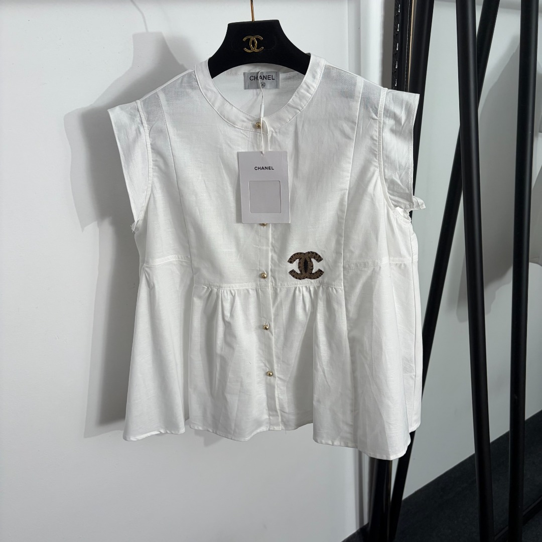 NO:863418,Model number 20264188 Chane*new style Double C embroidered small flying sleeves lace-up waist vest top, white, SML, [M size bust 108, length 62; weight 0.195kg], Chanel-clothing, chanel, chanel,19860909款号20264188 Chane*新款 双C刺绣小飞袖系带收腰背心上衣,白色,SML,【M码胸围108,长62；重量0.195kg】,香奈儿-服装,chanel,chanel,,Women's clothing