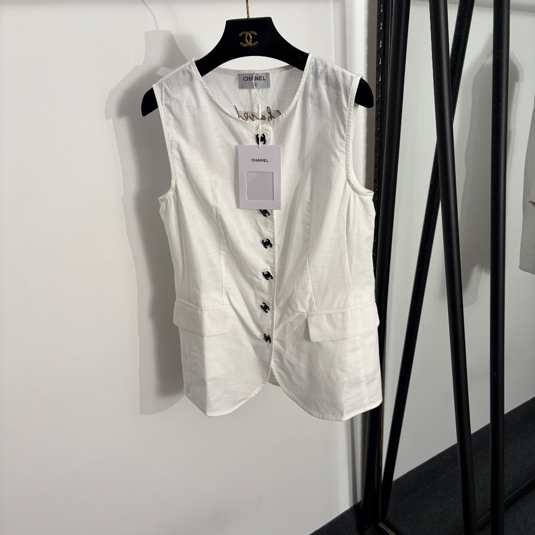 NO:873358,Model No. 20264336 Chane* new custom-made small fragrant button linen sleeveless vest top, white, black, SML, [M size bust 86, length 64; weight 0.175kg], Chanel-clothing, chanel, chanel,19860909款号20264336 Chane*新款 定制小香纽扣亚麻无袖背心马甲上衣,白色,黑色,SML,【M码胸围86,长64；重量0.175kg】,香奈儿-服装,chanel,chanel,,Women's clothing