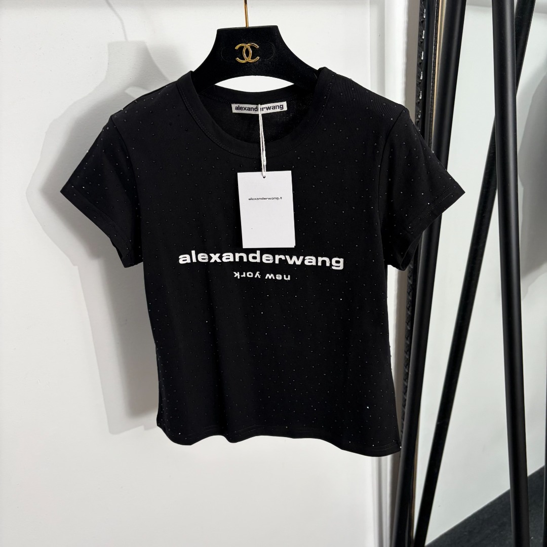NO:885792,Model No. 20264469 Alexander* Wang's new style slim-fit short-sleeved T-shirt with letter print, white, black, pink, SML, [M size shoulder width 36, chest 82, sleeve length 12, length 52; weight 0.120kg], Alexander Wang-clothing, alexander wang, T-shirt, tees, t-shirt,19860909款号20264469 Alexander*大王家新款 字母印花修身短袖T恤,白色,黑色,粉色,SML,【M码肩宽36,胸围82,袖长12,长52；重量0.120kg】,亚历山大王-服装,alexander wang,T-shirt,tees，t-shirt,,Women's clothing
