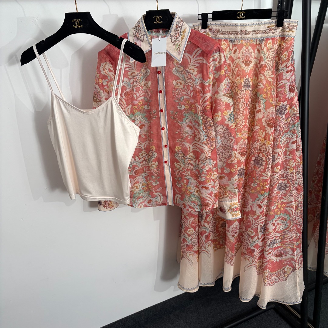 NO:885467,Model No. 20264567 Zimmermann's latest suit, retro pattern printed long-sleeved shirt + high-waisted skirt, with suspender lining, red, apricot, S-XL, [M size bust 82, length 49; shoulder width 41, bust 106, sleeve length 61, length 65; waist 76, length 110; weight 0.645kg], Zimmermann-clothing, skirts,19860909款号20264567 Zimmermann*新款套装,复古花纹印花长袖衬衣+高腰半裙,配吊带里衬,红色,杏色,S-XL,【M码胸围82,长49；肩宽41,胸围106,袖长61,长65；腰围76,长110；重量0.645kg】,兹默曼-服装,skirts,,Women's clothing