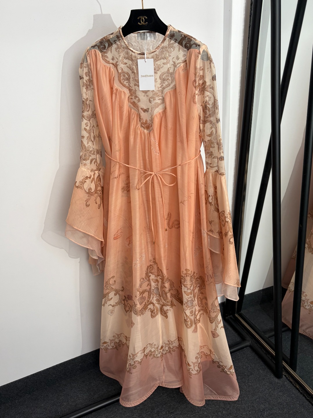 NO:886932,Model No. 20264606 Zimmermann's latest retro elegant printed irregular trumpet long-sleeved dress, long skirt, pink, S-XL, [L size bust 124, sleeve length 77, length 136; weight 0.465kg], Zimmermann-clothing, skirts,19860909款号20264606 Zimmermann*新款 复古优雅印花不规则喇叭长袖连衣裙 长裙,粉色,S-XL,【L码胸围124,袖长77,长136；重量0.465kg】,兹默曼-服装,skirts,,Women's clothing