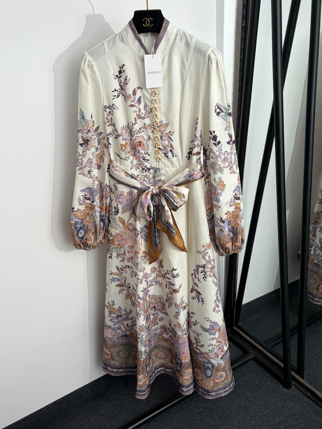 NO:888239,Model No. 20264617 Zimmermann's latest retro floral print lace-up waist long-sleeved dress long skirt, off-white, S-XL, [S size shoulder width 37, bust 88, waist 70, sleeve length 63, length 126; weight 0.675kg], Zimmermann-clothing, skirts,19860909款号20264617 Zimmermann*新款 复古花卉印花系带收腰长袖连衣裙 长裙,米白色,S-XL,【S码肩宽37,胸围88,腰围70,袖长63,长126；重量0.675kg】,兹默曼-服装,skirts,,Women's clothing