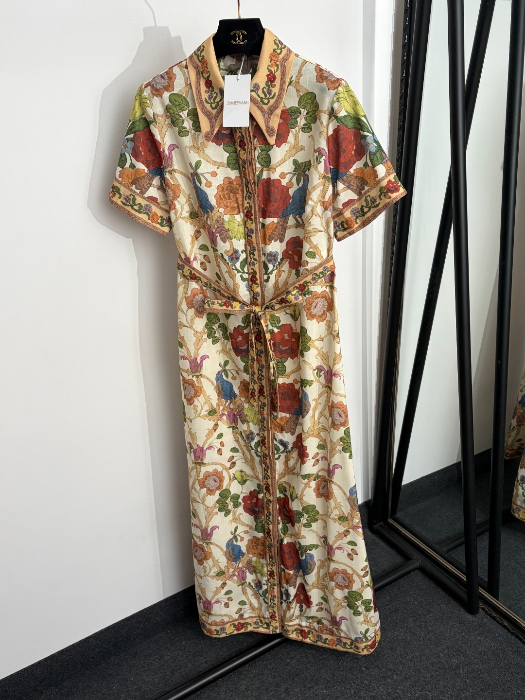 NO:889593,Model No. 20264694 Zimmermann's latest style, elegant floral print, lace-up waist short-sleeved shirt dress, long skirt, off-white, S-XL, [M size shoulder width 40, bust 106, sleeve length 22, length 138; weight 0.460kg], Zimmermann-clothing, skirts, shirts, T-shirt,19860909款号20264694 Zimmermann*新款 气质花卉印花 系带收腰短袖衬衫连衣裙 长裙,米白色,S-XL,【M码肩宽40,胸围106,袖长22,长138；重量0.460kg】,兹默曼-服装,skirts,shirts,T-shirt,,Women's clothing