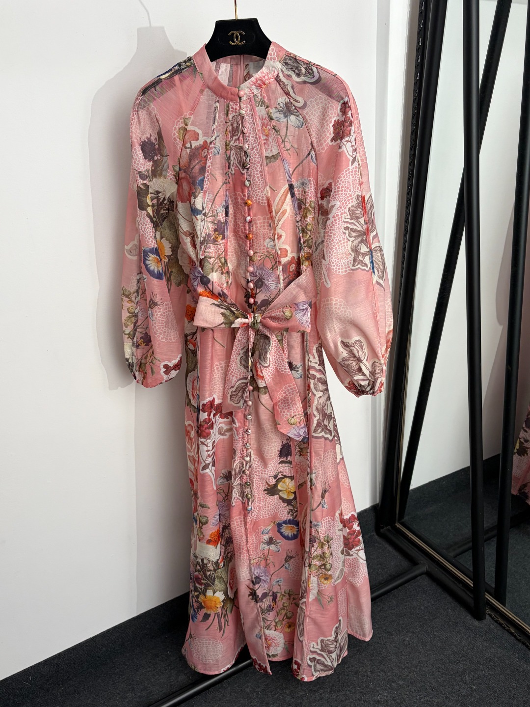 NO:889606,Model No. 20264732 Zimmermann's latest style, elegant floral print lace-up waist lantern long-sleeved dress, long skirt, with suspender lining, pink, orange, S-XL, [M size bust 90, length 96; bust 90, waist 90, sleeve length 69, length 141; weight 0.675kg], Zimmermann-clothing, skirts,19860909款号20264732 Zimmermann*新款 气质花卉印花系带收腰灯笼长袖连衣裙 长裙,配吊带里衬,粉色,橘色,S-XL,【M码胸围90,长96；胸围90,腰围90,袖长69,长141；重量0.675kg】,兹默曼-服装,skirts,,Women's clothing