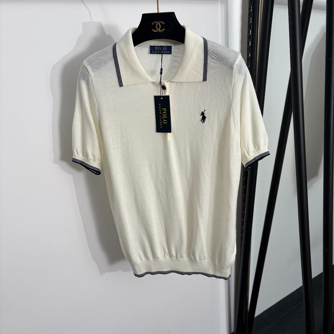NO:922923,Model number 20265256 Ralph Lauren*Ralph Lauren new polo embroidered Polo collar short-sleeved wool sweater top, off-white, navy blue, SML, [M size bust 96, sleeve length 24, length 61; weight 0.150kg], women's clothing, loro piana, T-shirt,19860909款号20265256 Ralph Lauren*拉夫劳伦新款 马球刺绣Polo领短袖羊毛针织衫上衣,米白色,藏蓝色,SML,【M码胸围96,袖长24,长61；重量0.150kg】,女装,loro piana,T-shirt,,Women's clothing
