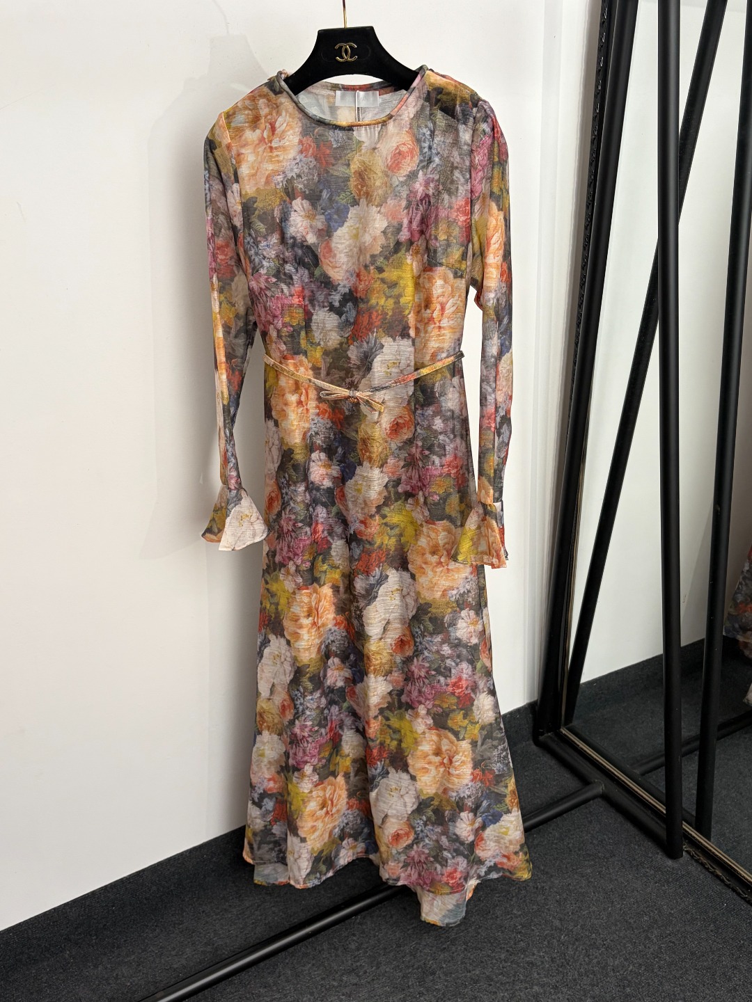 NO:923606,Model No. 20265330 Zimmermann's latest colorful floral print trumpet long-sleeved dress, long skirt, with suspender lining, with belt, color, S-XL, [S size bust 98, length 107; bust 90, waist 80, sleeve length 63, length 136; weight 0.455kg], Zimmermann-clothing, skirts,19860909款号20265330 Zimmermann*新款 彩色花卉印花喇叭长袖连衣裙 长裙,配吊带里衬,配腰带,花色,S-XL,【S码胸围98,长107；胸围90,腰围80,袖长63,长136；重量0.455kg】,兹默曼-服装,skirts,,Women's clothing