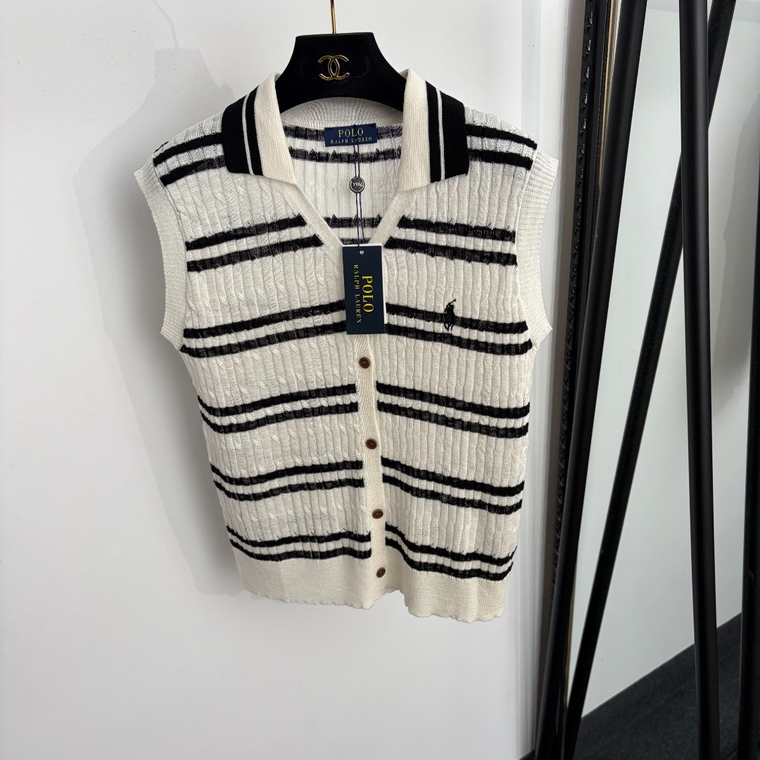 NO:922728,Model number 20265434 Ralph Lauren*Ralph Lauren new polo embroidered sleeveless vest lapel striped knitted vest, off-white, navy blue, SML, [M size bust 88, length 55; weight 0.165kg], women's clothing, loro piana,19860909款号20265434 Ralph Lauren*拉夫劳伦新款 马球刺绣无袖背心翻领条纹针织马甲,米白色,藏蓝色,SML,【M码胸围88,长55；重量0.165kg】,女装,loro piana,,Women's clothing