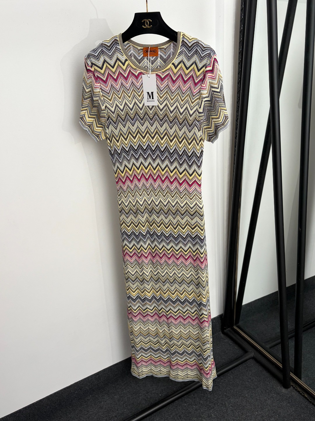 NO:933324,Model number 20265582 Misson's latest gradient wave pattern slimming knitted short-sleeved dress, yellow, green, S-XL, [M size bust 72, sleeve length 18, length 123; weight 0.425kg], women's clothing, skirts, T-shirt,19860909款号20265582 Misson*新款 渐变色波浪纹修身显瘦针织短袖连衣裙,黄色,绿色,S-XL,【M码胸围72,袖长18,长123；重量0.425kg】,女装,skirts,T-shirt,,Women's clothing