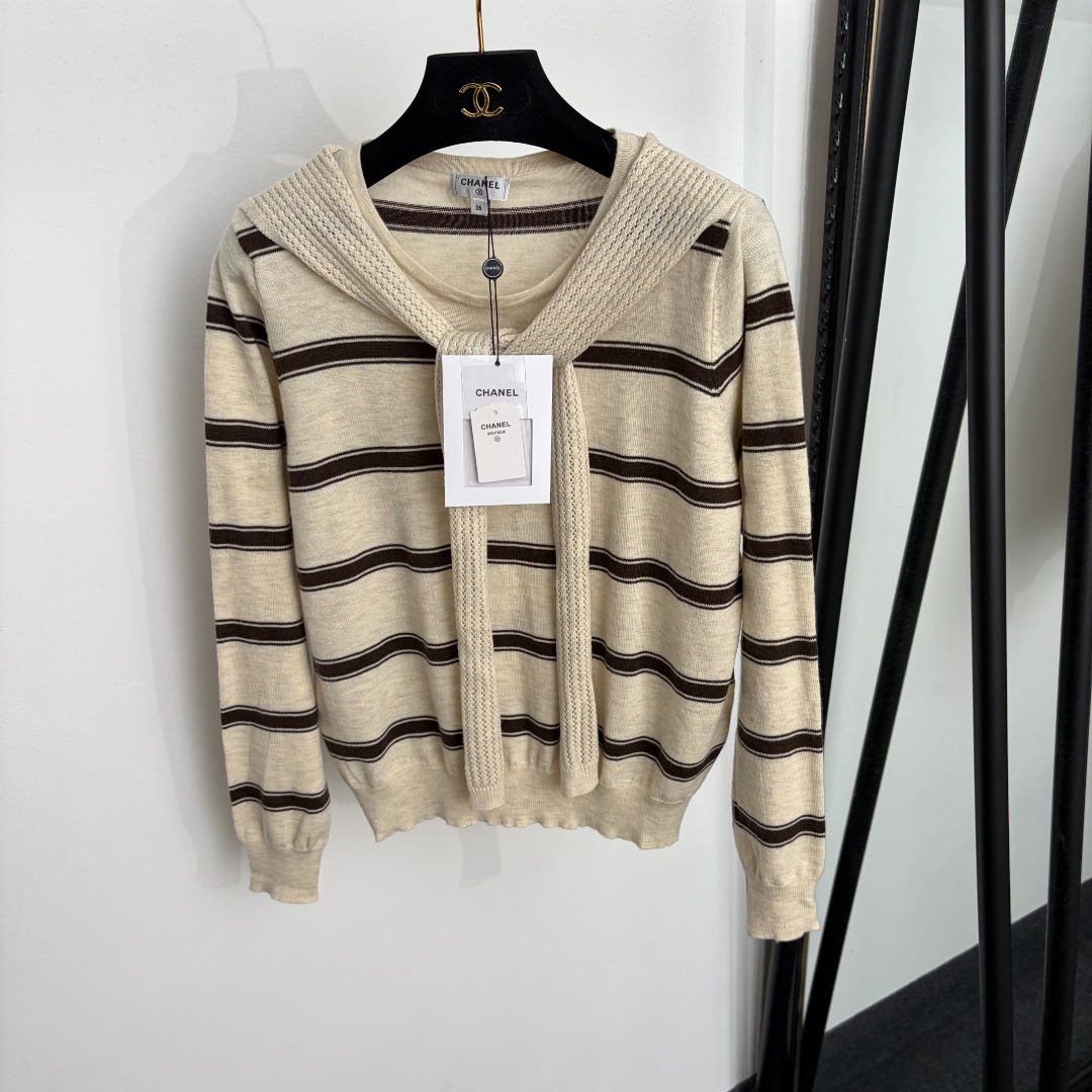 NO:943855,Model No. 20266100 Chane* new plush logo embroidery with shawl striped long-sleeved wool sweater, apricot, gray, 36 38 40, [36 size bust 96, sleeve length 56, length 53; weight 0.235kg], Chanel-clothing, chanel, chanel, shawls,19860909款号20266100 Chane*新款 毛绒logo刺绣搭配披肩条纹长袖羊毛针织衫,杏色,灰色,36 38 40,【36码胸围96,袖长56,长53；重量0.235kg】,香奈儿-服装,chanel,chanel,shawls,,Women's clothing