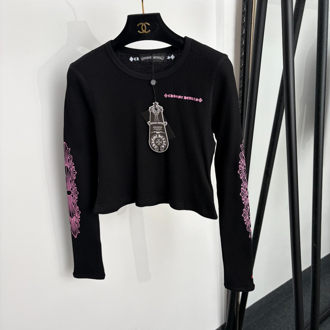 NO:943931,Model No. 20266122 Chrome Hearts* New Cross Flower Sanskrit Printed Cotton Long Sleeve T-shirt Bottoming Shirt, Black, SML, [M Size Bust 78, Sleeve Length 59, Length 42; Weight 0.kg], Chrome Hearts-Clothing, Chrome Hearts, Tees, T-shirt,19860909款号20266122 克罗心*新款 十字花 梵文印花纯棉长袖T恤 打底衫,黑色,SML,【M码胸围78,袖长59,长42；重量0.kg】,克罗心-服装,chrome hearts,tees，t-shirt,,Women's clothing