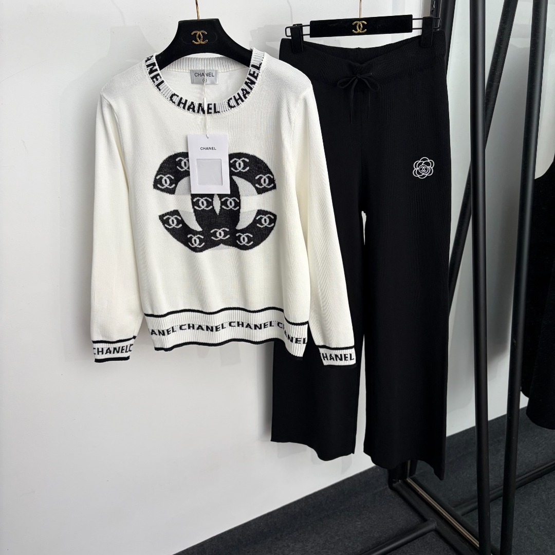 chanel camellia logo knit sweater pants set