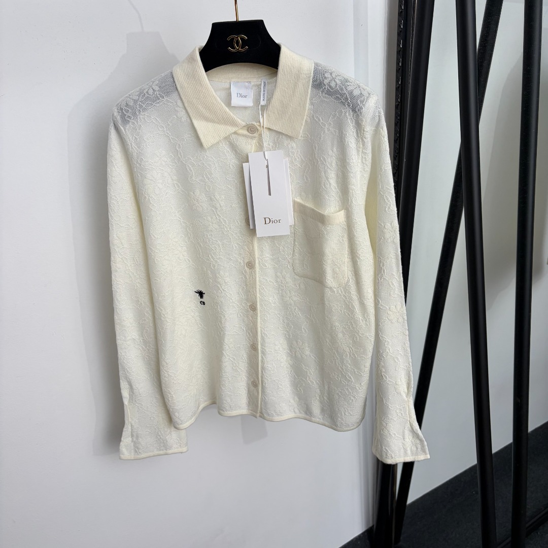 Cream Collared Cardigan
