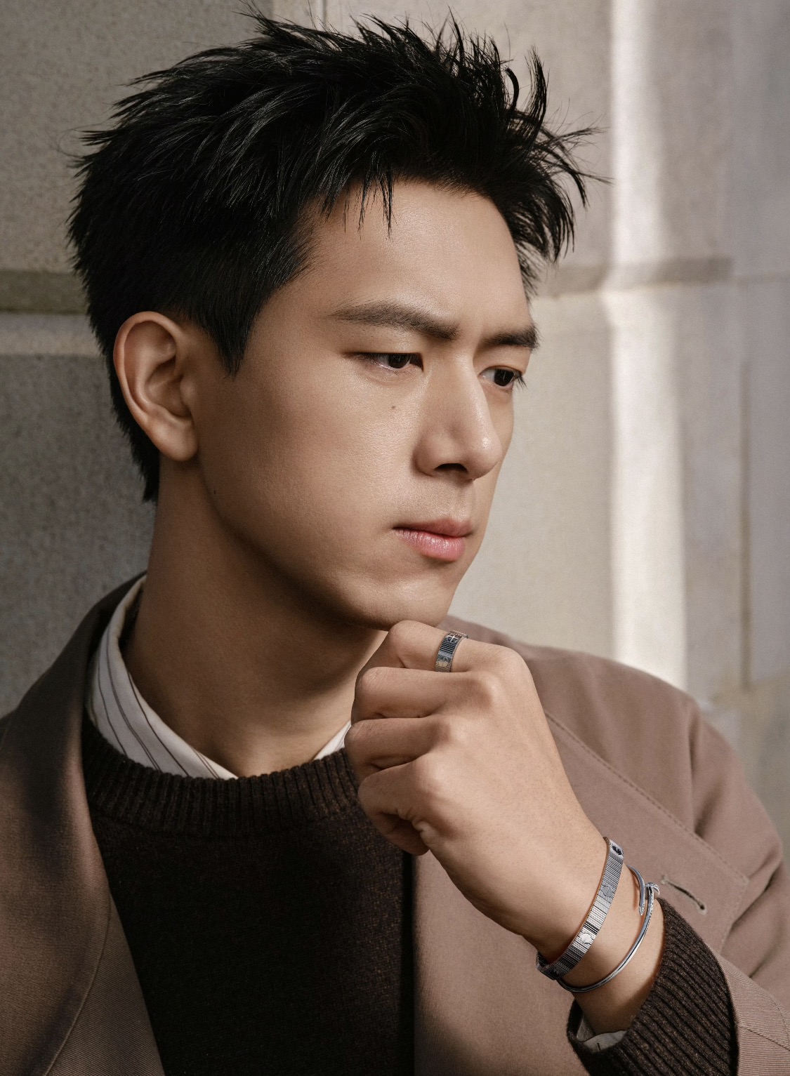 NO:703010,The latest love screw bracelet, a genderless design that combines strength and softness, is so cool to try, bracelet, Cartier high-end jewelry19860909最新款love螺丝钉手链 刚柔并济无性别设计上手太酷了,,bracelet,卡迪亚高端饰品,Jewelry