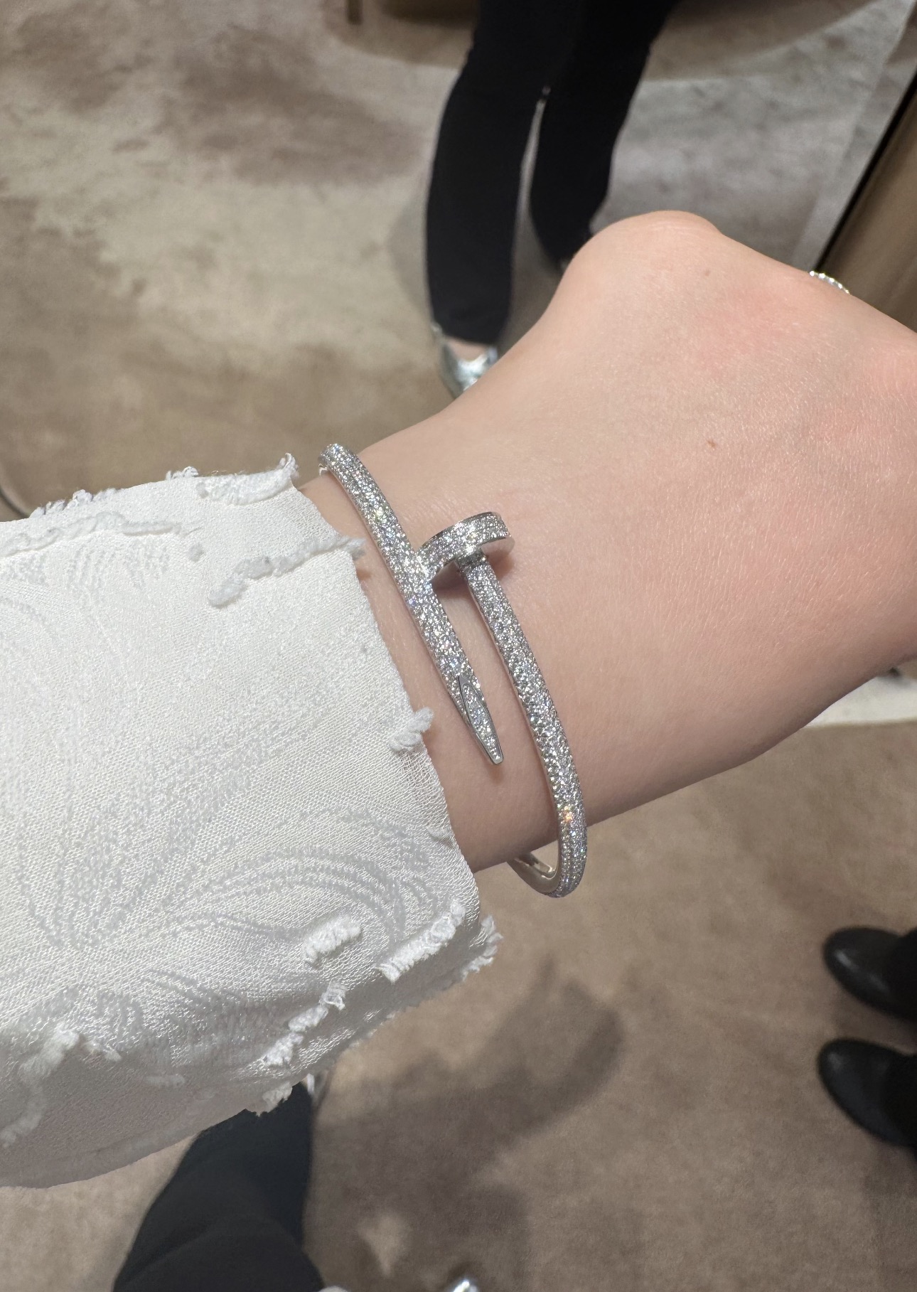 白金色➕满钻真的是闪到爆✨