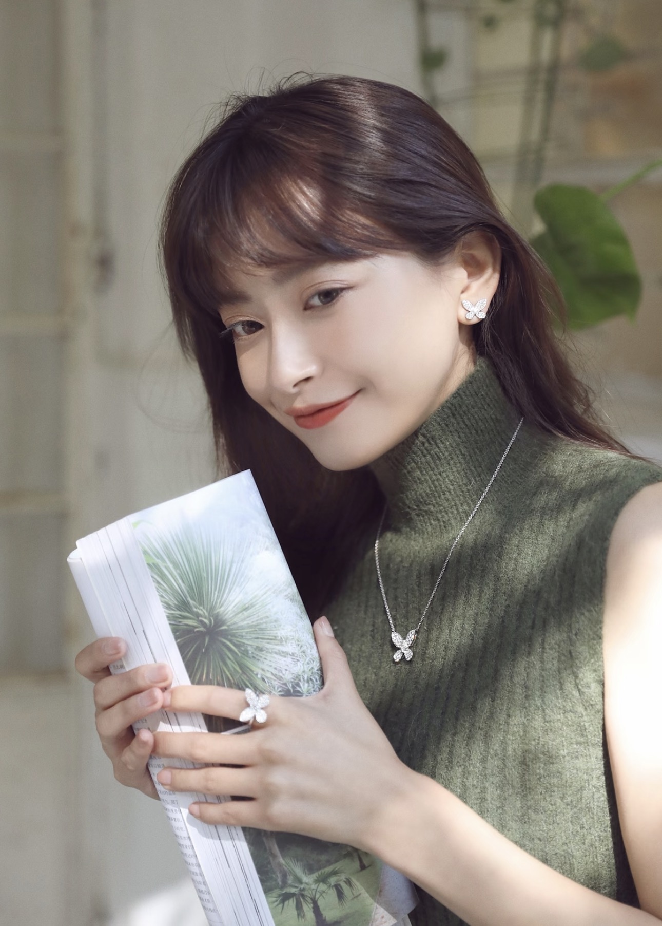 NO:765967,So beautiful, so sparkly, full of diamonds and little butterflies, full of spirit, Cardia high-end jewelry19860909太美太闪咯满钻小蝴蝶灵气满满,,卡迪亚高端饰品,Jewelry