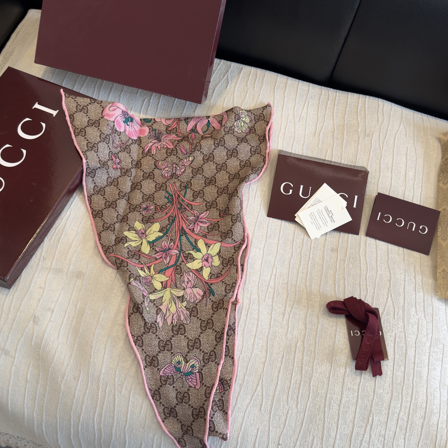 gucci丝毛棱形巾丝毛披肩 尺寸：40cm*135cm