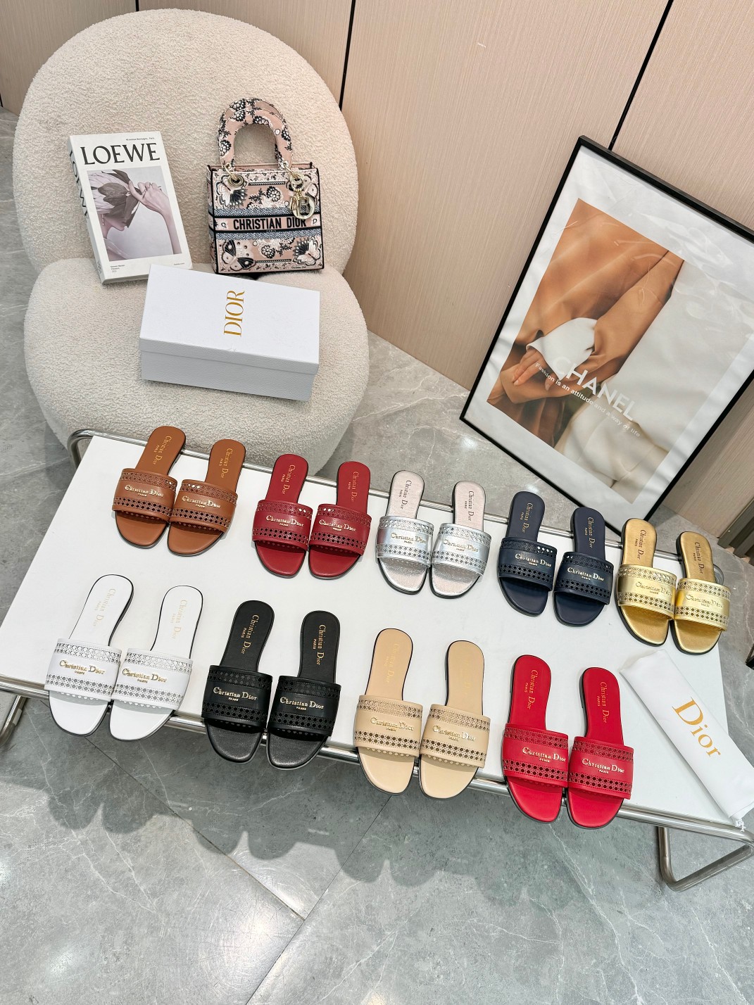 NO:129869,Dior new model size 35-43. (30 plus leather sole), slippers, dior, slippers19860909迪奥新款 码数35-43.（皮底加30）,拖鞋,dior,slippers,Women's Shoes