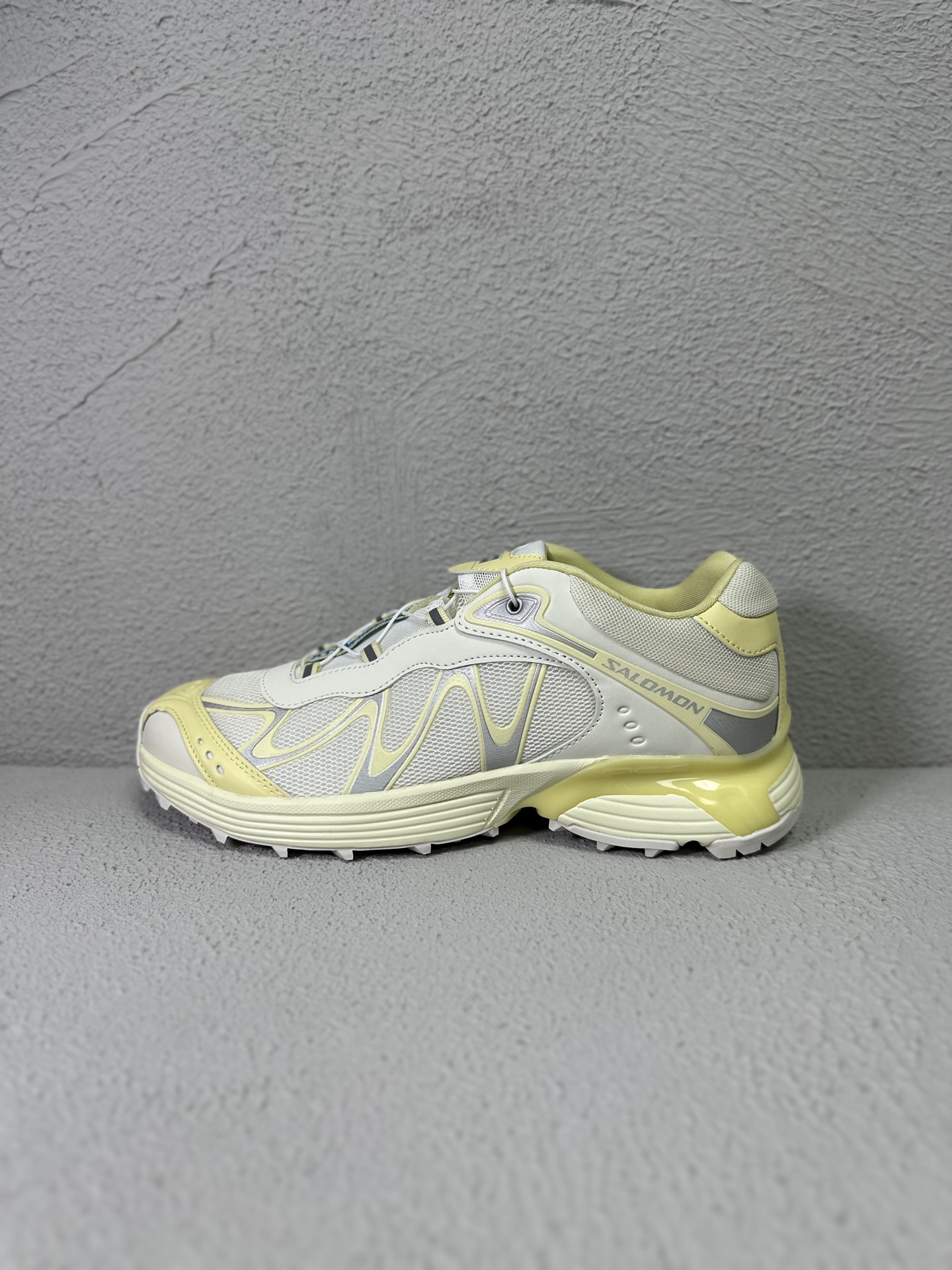 NO:260755,KITH x SALOMON XT-WHISPER Comfortable, non-slip, wear-resistant, low-top running shoes, men and women, Vanilla white Size35 36 36.5 37.5 38 38.5 39 40 40.5 41 42 42.5 43 44 44.5 45, casual shoes/sneakers, sneakers19860909KITH x SALOMON萨洛蒙 XT-WHISPER 舒适防滑耐磨 低帮跑步鞋 男女同款 香草白 Size35 36 36.5 37.5 38 38.5 39 40 40.5 41 42 42.5 43 44 44.5 45,休闲鞋/运动鞋,sneakers,Women's Shoes