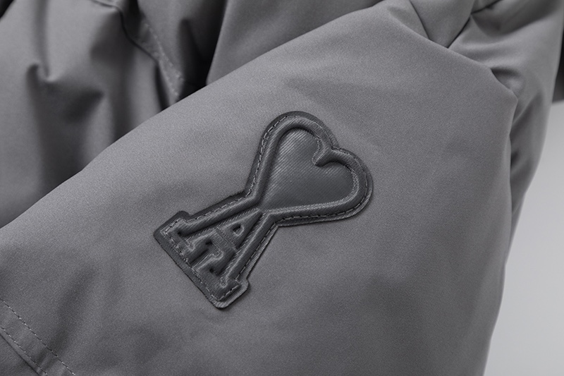 High-Quality Windproof Winter Jacket with Waterproof Features in Black Grey - 图片 9