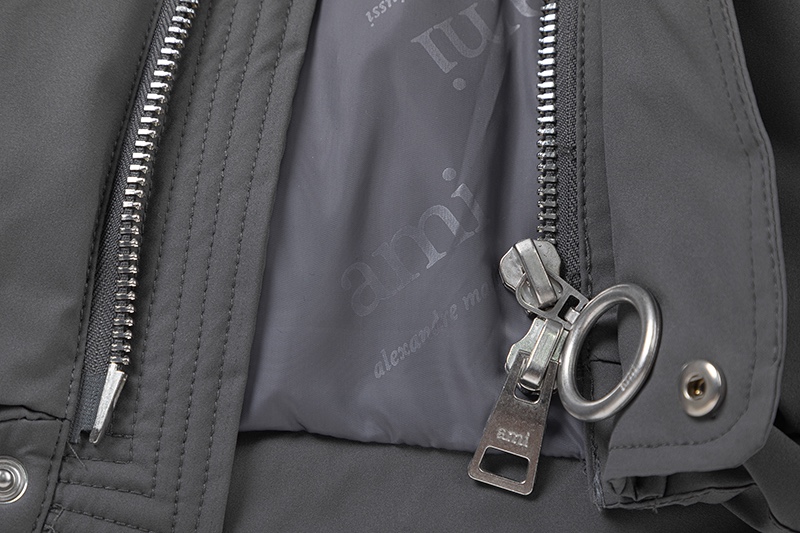 High-Quality Windproof Winter Jacket with Waterproof Features in Black Grey - 图片 8