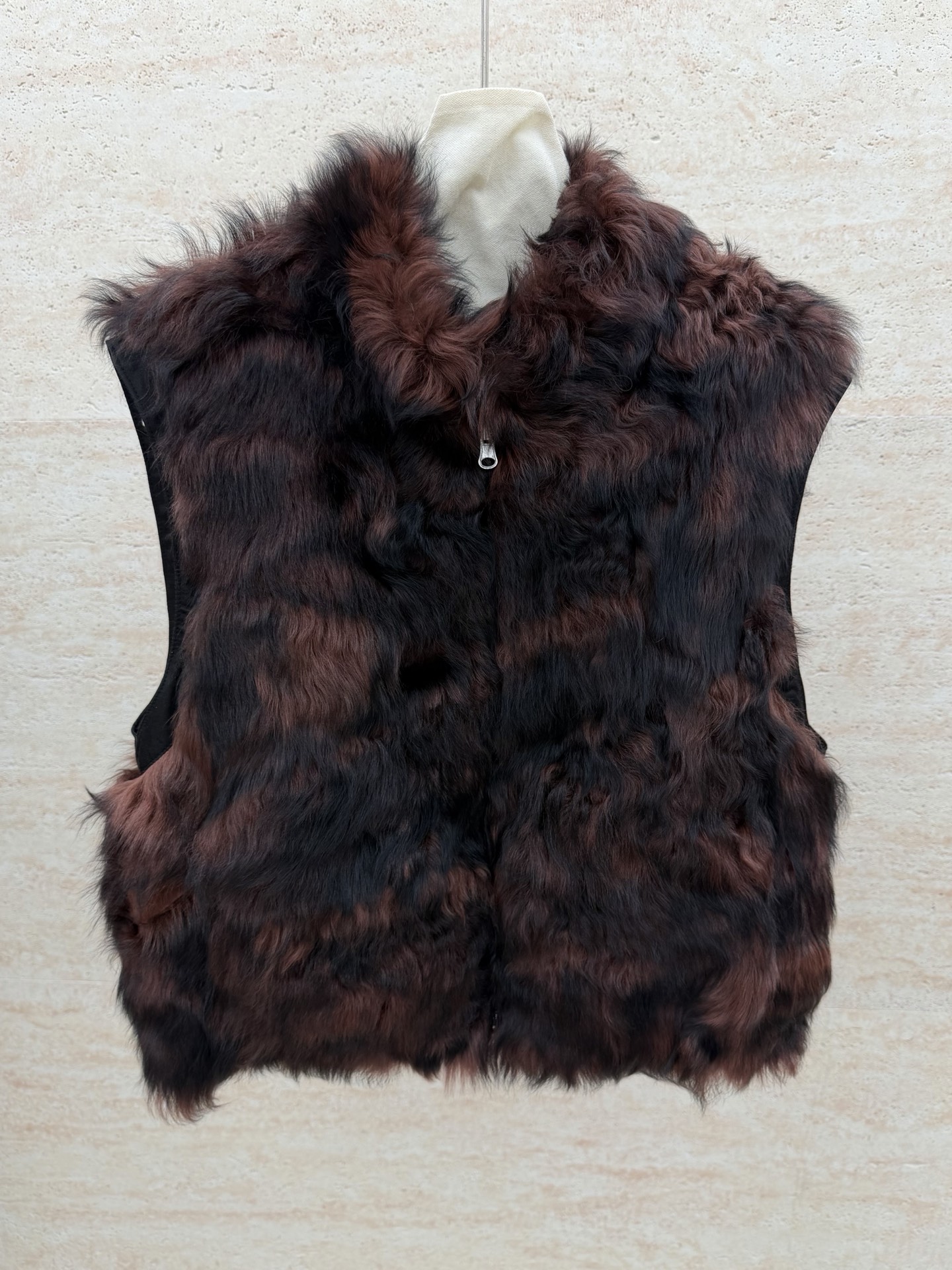 NO:944605,Celine exclusive new Spanish dyeing process two-color reversible Hu Sheep fur one-piece vest S/L, women's clothing, celine, sheepskin,19860909Celine独家上新 西班牙染色工艺双色 双面穿湖羊皮毛一体马甲 S/L,女装,celine,sheepskin,,Women's clothing