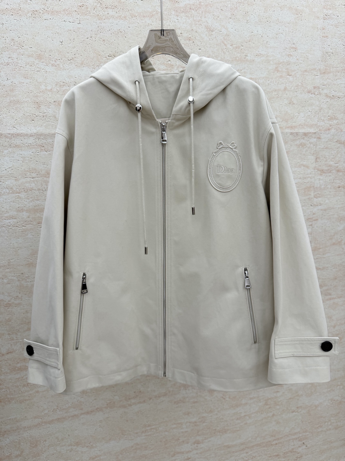 NO:944803,Dior 2026 AW counter synchronized hooded French imported cotton windbreaker coat size 34-40 beige, Dior-clothing, dior, dior, jackets & coats, hats,19860909Dior 2026 AW 专柜同步连帽款法国进口全棉风衣大衣外套 34-40码 米色,迪奥-服装,dior,dior,jackets & coats,hats,,Women's clothing