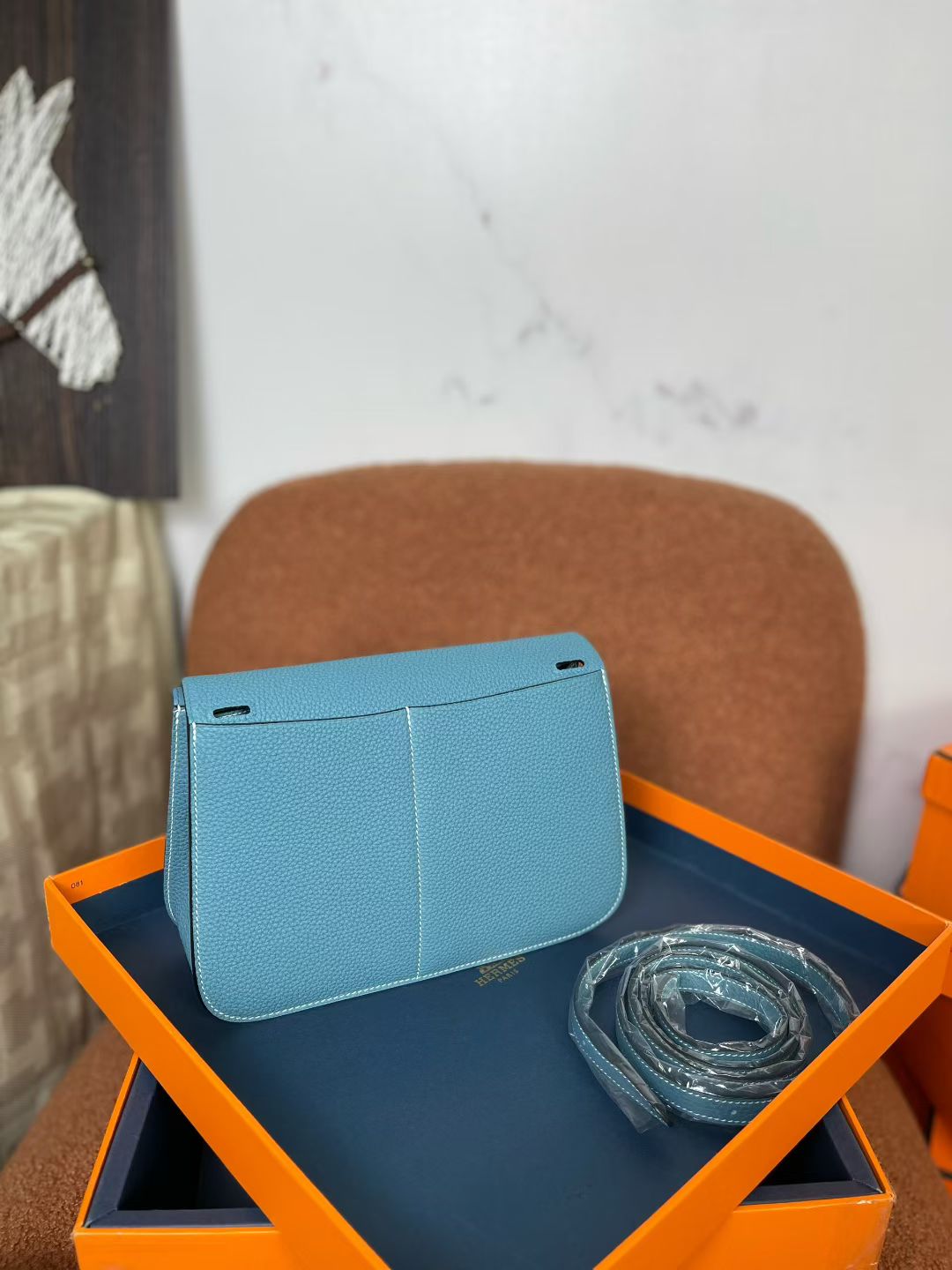 Hermès Hermes handmade wax thread in stock, halzan horseshoe bag 25, denim blue gold and silver buckle