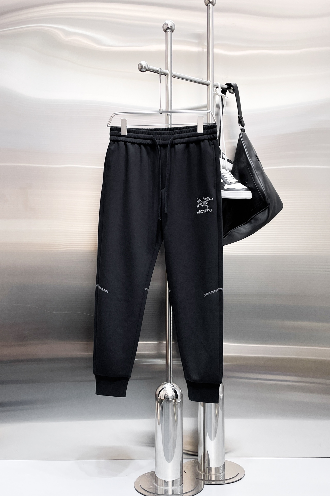 Nederland verkoop
 Arcteryx Kleding Broek Lentecollectie Casual