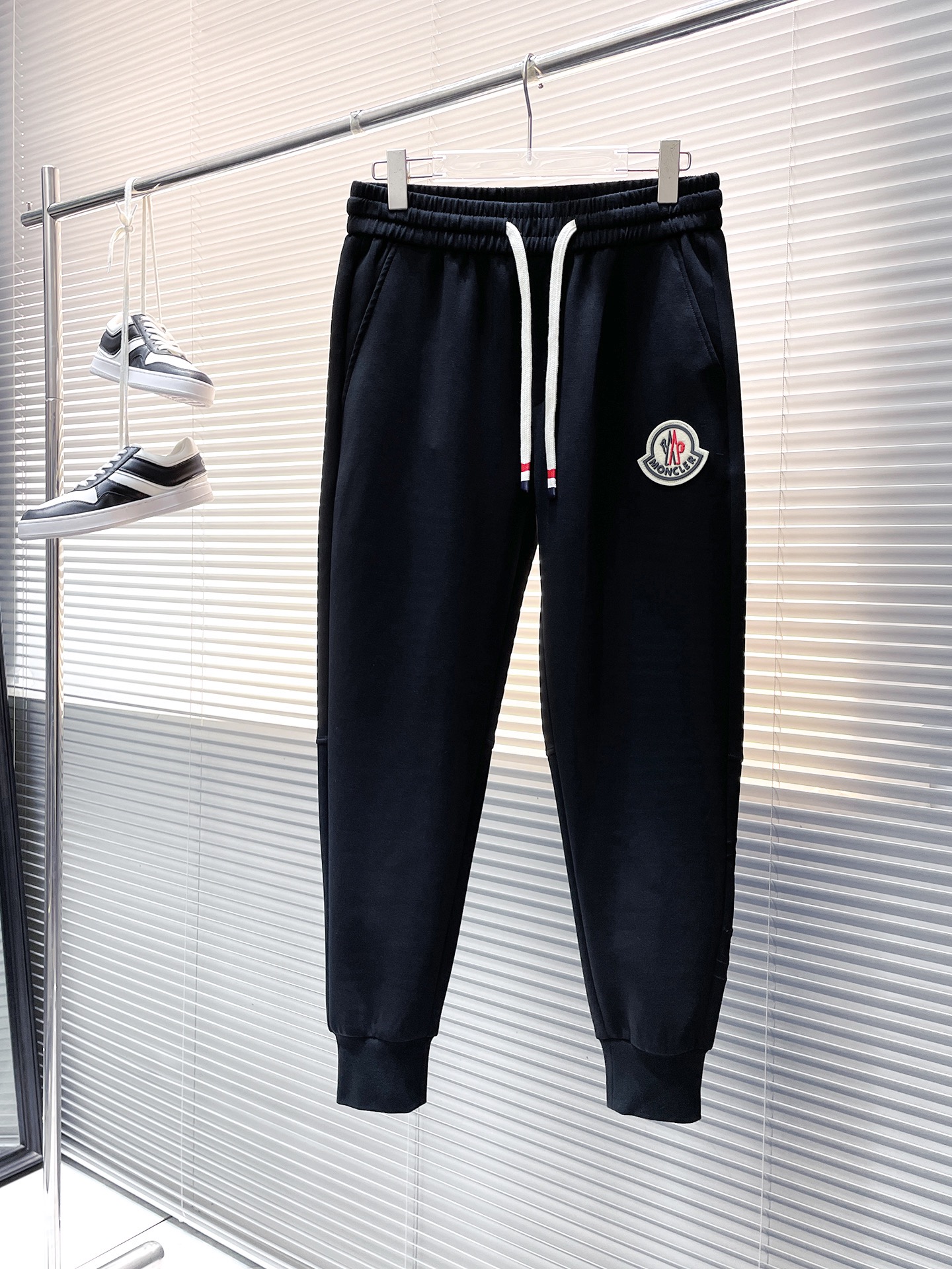 Nieuwe designer replica
 Moncler Kleding Broek Lentecollectie Casual