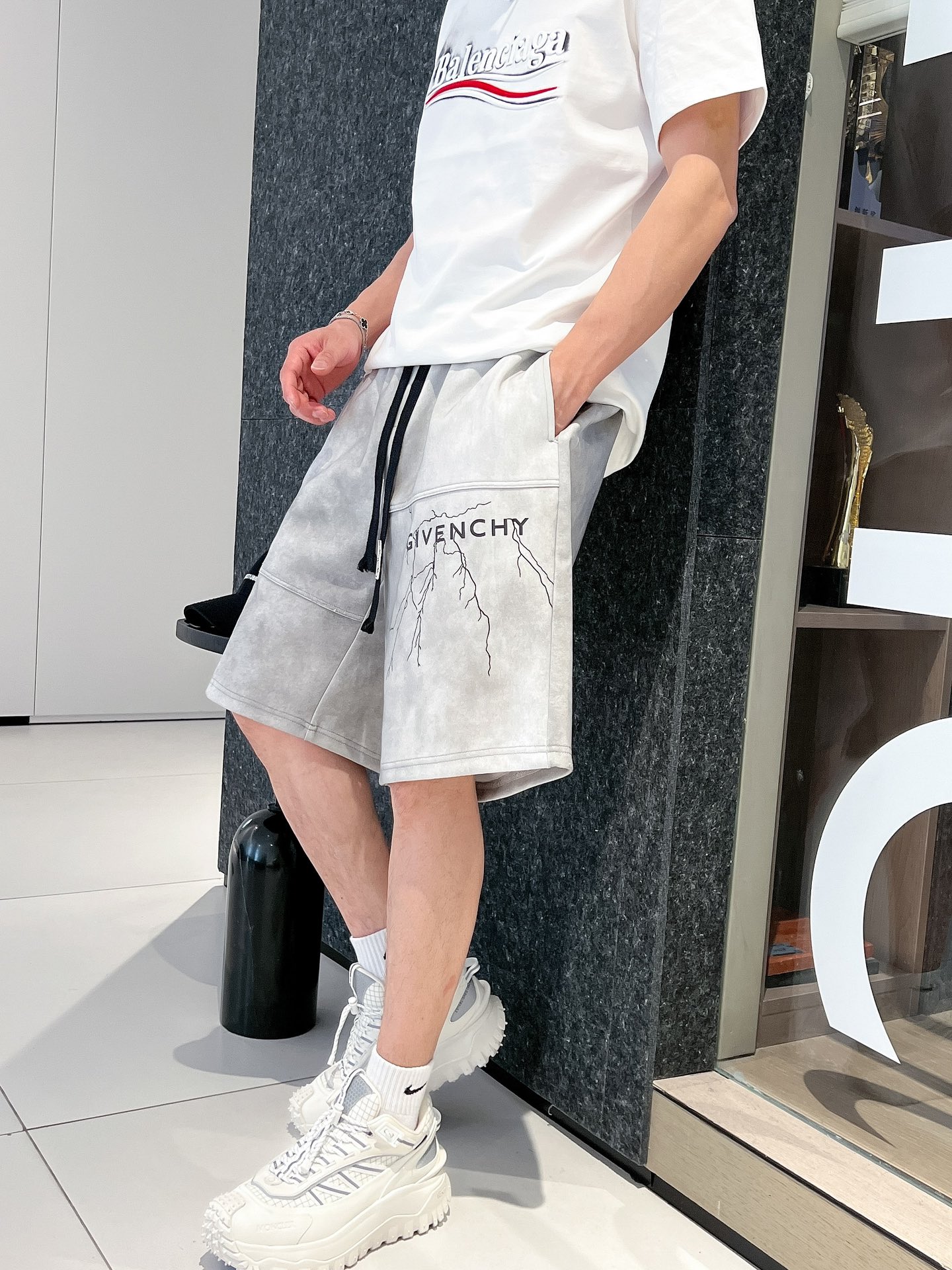 “New Men’s Leisure Shorts 2025: Advanced Air-Skinned Fabric for Ultimate Comfort” - 图片 5