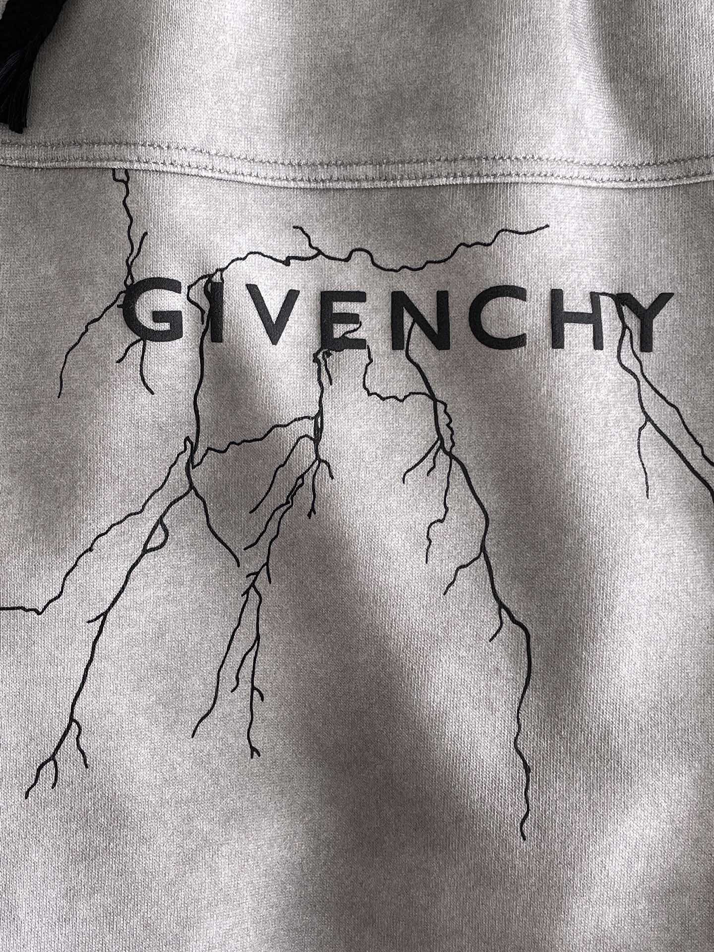 “New Men’s Leisure Shorts with Air-Skinned Fabric for Ultimate Comfort and Style” - 图片 4