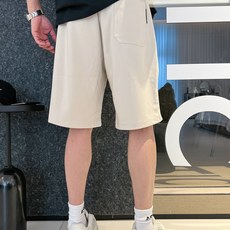巴宝莉 三标齐全 2026夏季新款男士休闲短裤,高级定制面料透气面料 透气弹力舒适度极高,细节无可挑剔,顶级辅料 巴宝莉 三标齐全 2026夏季新款男士休闲短裤,高级定制面料透气面料 透气弹力舒适度极高,细节无可挑剔,顶级辅料