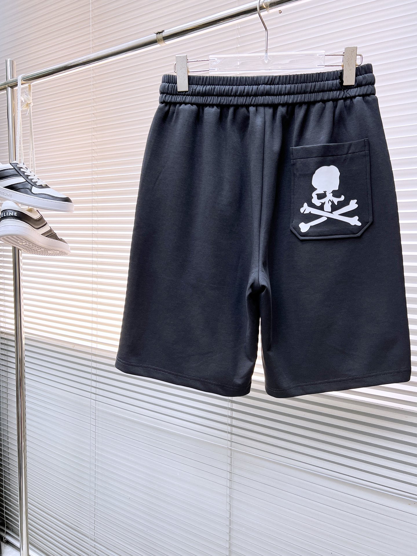 “Customized Men’s Recreational Shorts with Air-Escalation and Original Logo Design” - 图片 2