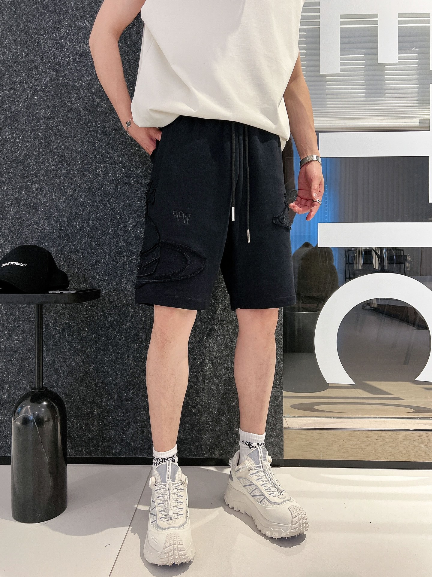 “2025 Men’s Leisure Shorts: Queen of the West Collection with Advanced Fabrics and Comfort” - 图片 3