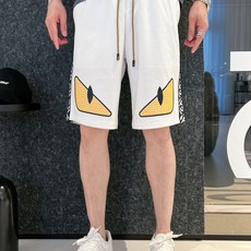 芬迪 三标齐全 2026夏季新款男士休闲短裤,高级定制面料透气面料 透气弹力舒适度极高,细节无可挑剔,顶级辅料配 芬迪 三标齐全 2026夏季新款男士休闲短裤,高级定制面料透气面料 透气弹力舒适度极高,细节无可挑剔,顶级辅料配