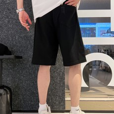 LV 三标齐全 2026夏季新款男士休闲短裤,高级定制面料透气面料 透气弹力舒适度极高,细节无可挑剔,顶级辅料配 LV 三标齐全 2026夏季新款男士休闲短裤,高级定制面料透气面料 透气弹力舒适度极高,细节无可挑剔,顶级辅料配