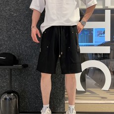LV 三标齐全 2026夏季新款男士休闲短裤,高级定制面料透气面料 透气弹力舒适度极高,细节无可挑剔,顶级辅料配 LV 三标齐全 2026夏季新款男士休闲短裤,高级定制面料透气面料 透气弹力舒适度极高,细节无可挑剔,顶级辅料配