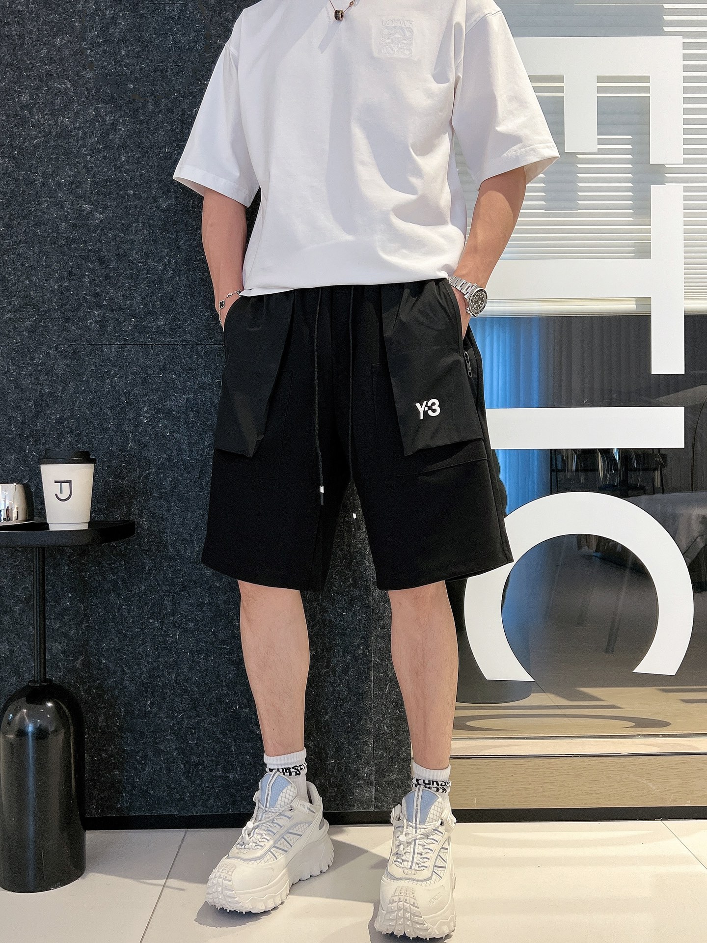 “Men’s Recreational Shorts with Custom Air-Escalation and High-Escalation Design” - 图片 8