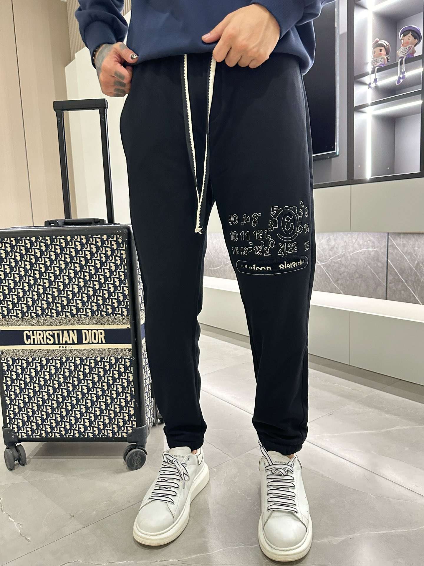 Maison Margiela Classic Logo Sweatpants - 2025 Spring Collection 3 i1724672464 8217 4