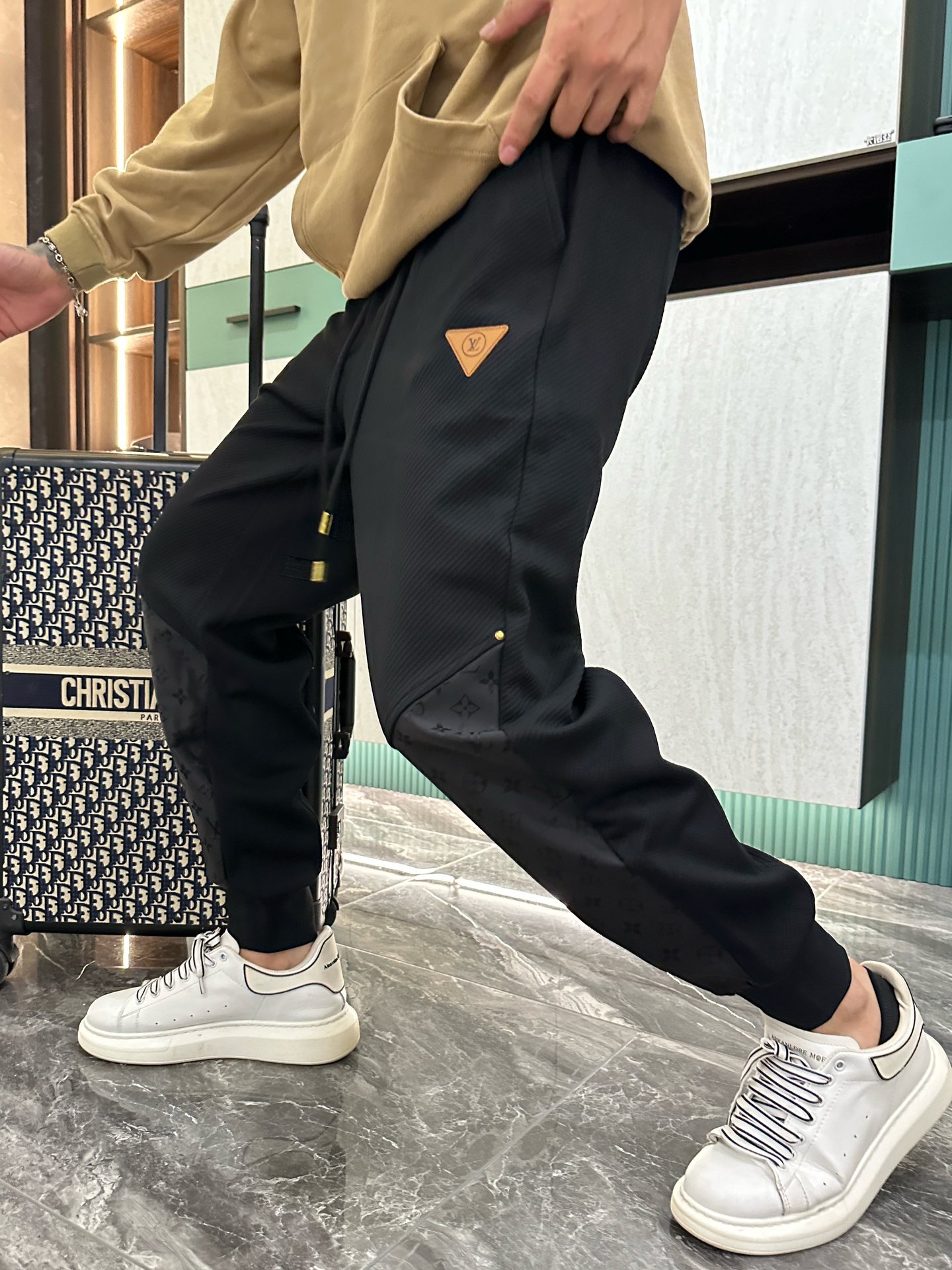 Louis Vuitton Men's 2025 Spring Collection Logo Print Casual Pants