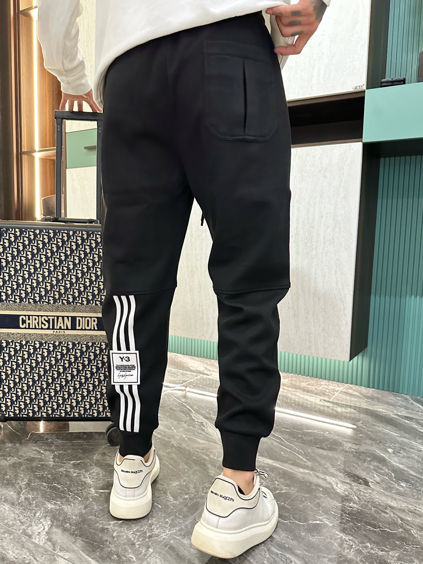 Y-3 Classic Logo Black Casual Pants, Spring 2025 - Ultimate Comfort & Style 5 i1725711450 2525 7