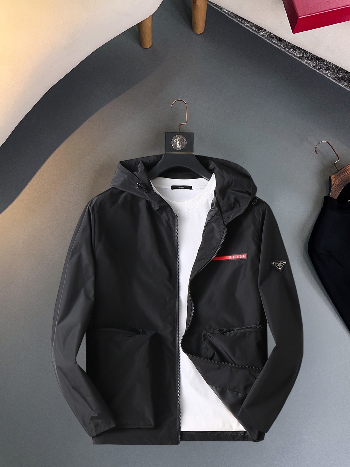 P330 Prada, el mismo modelo que el sitio web oficial, completo con tres etiquetas, a la venta por adelantado, nueva cha…