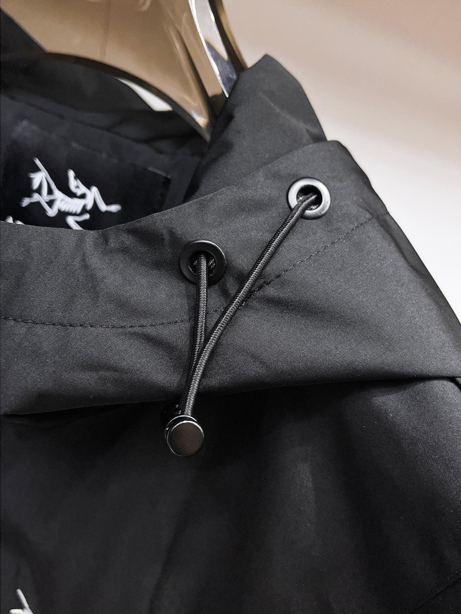 Arc'teryx 2025SS Men's Jacket: Original Fabric, Breathable, and Comfortable 8 i1727607120 3813 9